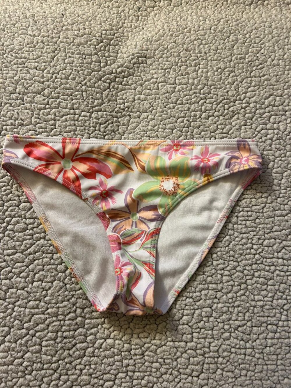 Roxy Girl - white, colorful flowers bikini bottom